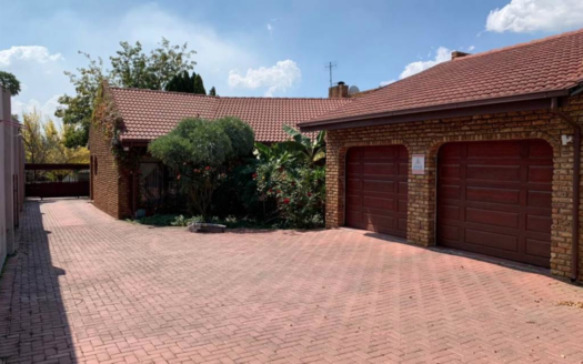4 Bed House in Secunda